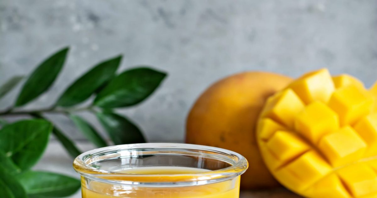 Fresh Mango pulp juice
